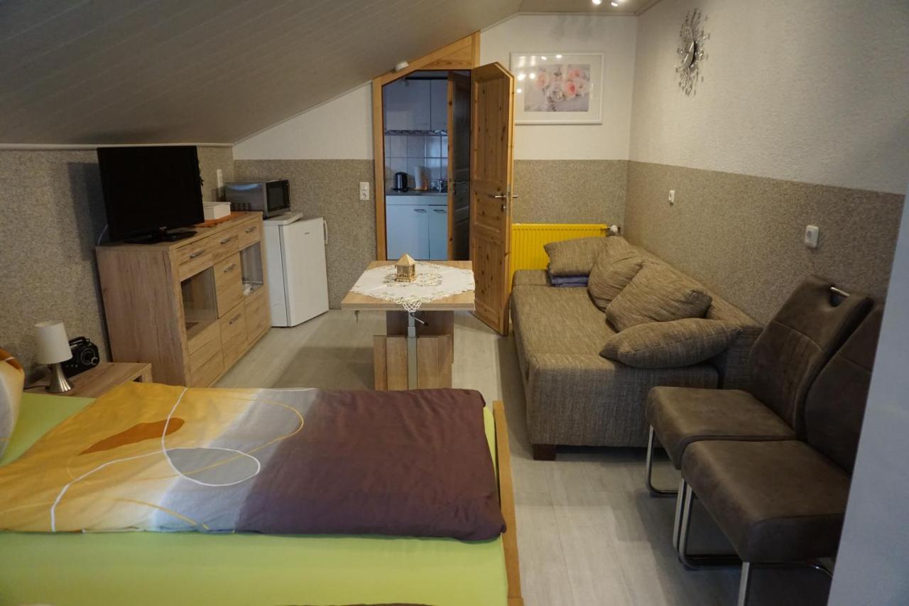 Pension Im Glueck Thale Exterior photo