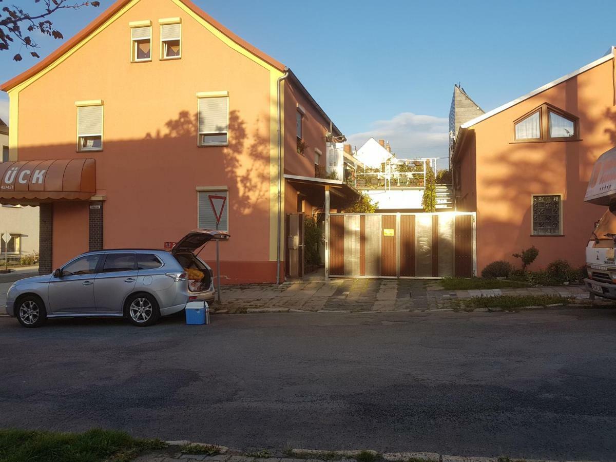 Pension Im Glueck Thale Exterior photo